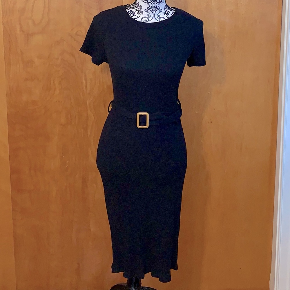 Short Sleeve Body Con Dress